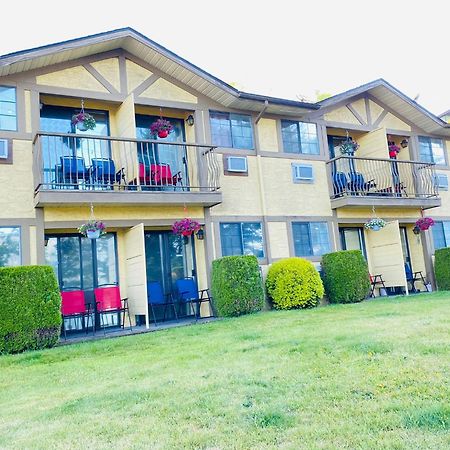 Wessex Inn By The Sea Cowichan Bay Bagian luar foto